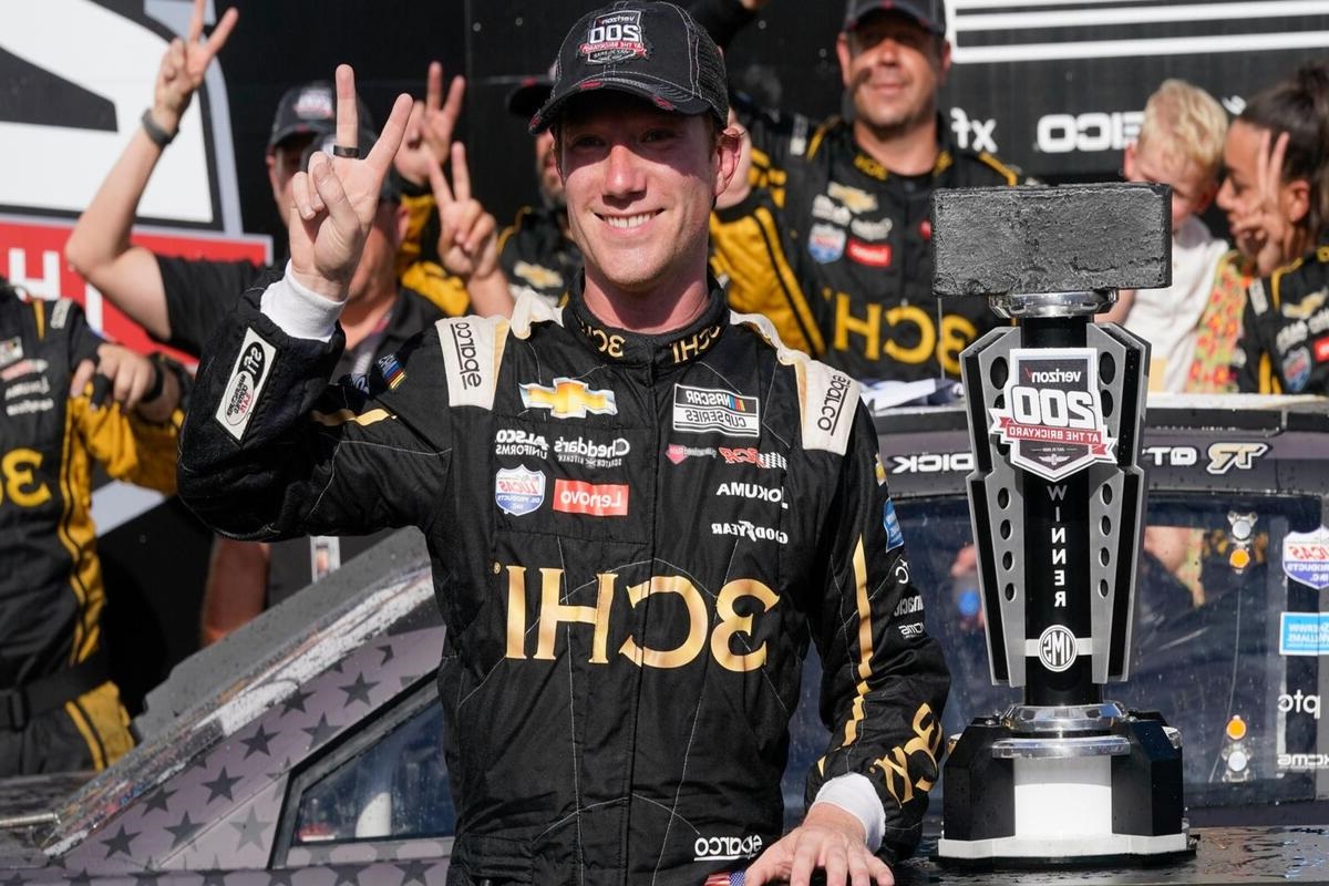 tyler-reddicks-nascar-journey-triumphs-frustrations-and-the-pursuit-of-excellence