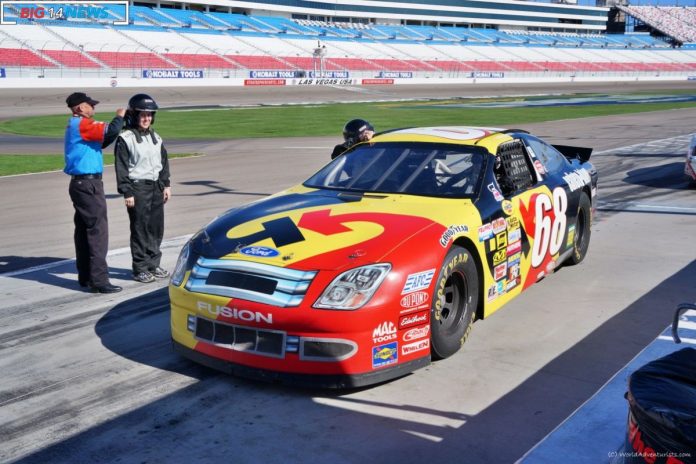 NASCAR Vegas Guide (2)