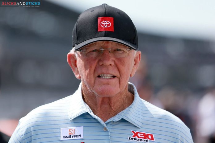 Joe Gibbs Returns to Phoenix (2)