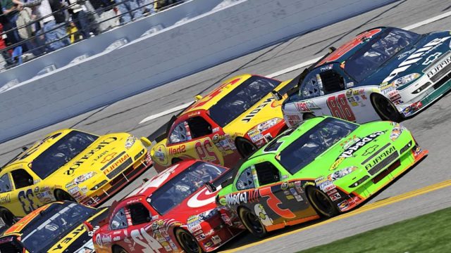 NASCAR Battle Against Formula 1 (2)