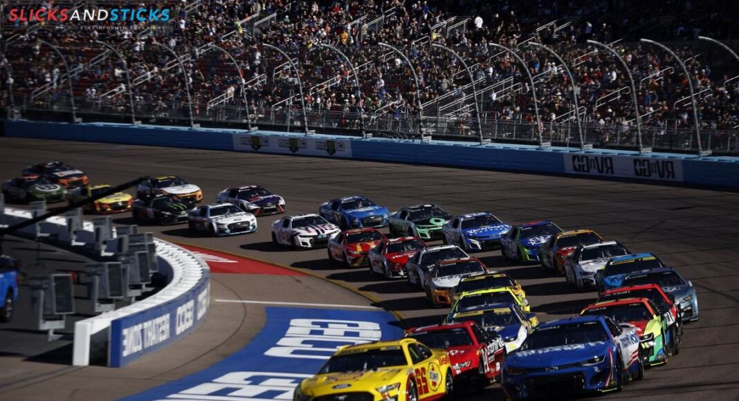 Phoenix Raceway Set to Host NASCAR Championship