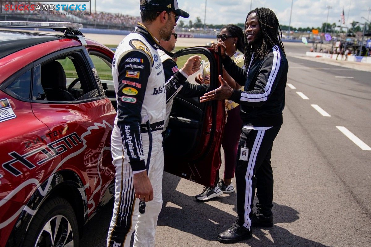 Alvin Kamara NASCAR Gear Debut (1)