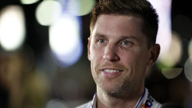 Denny Hamlin Applauds Steve Phelps (1)