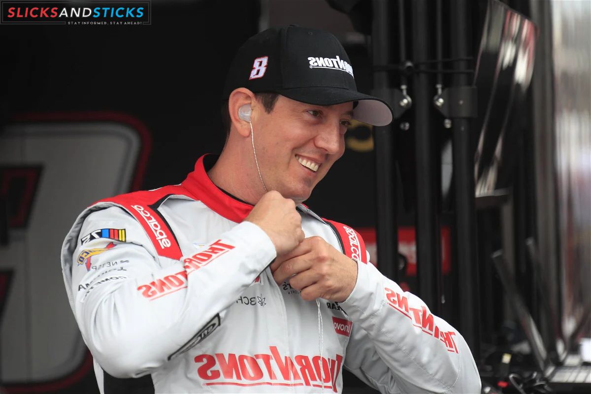 Kyle Busch at the Tulsa Shootout (2)