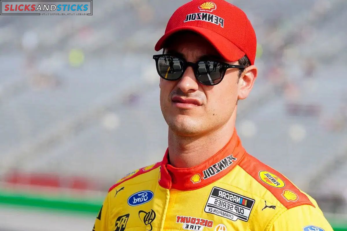 Logano Iconic Hot Wheels Feat (2)