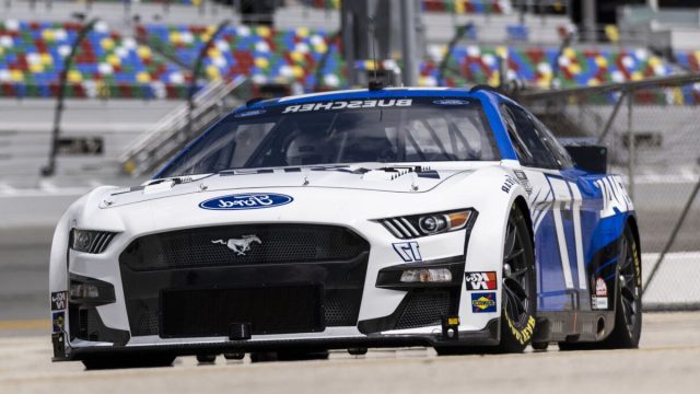 NASCAR Aero Wars (1)