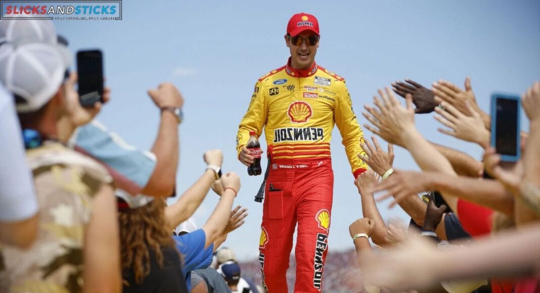 NASCAR Fan Access (1)