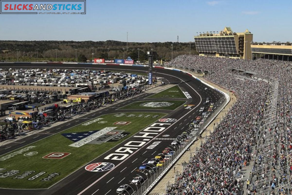 NASCAR Season Finale Venue Quest (1)