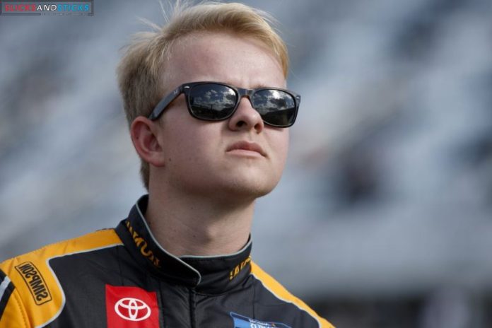 Tyler Ankrum Vs. Thad Moffitt (4) Tyler Ankrum Vs. Thad Moffitt (4)