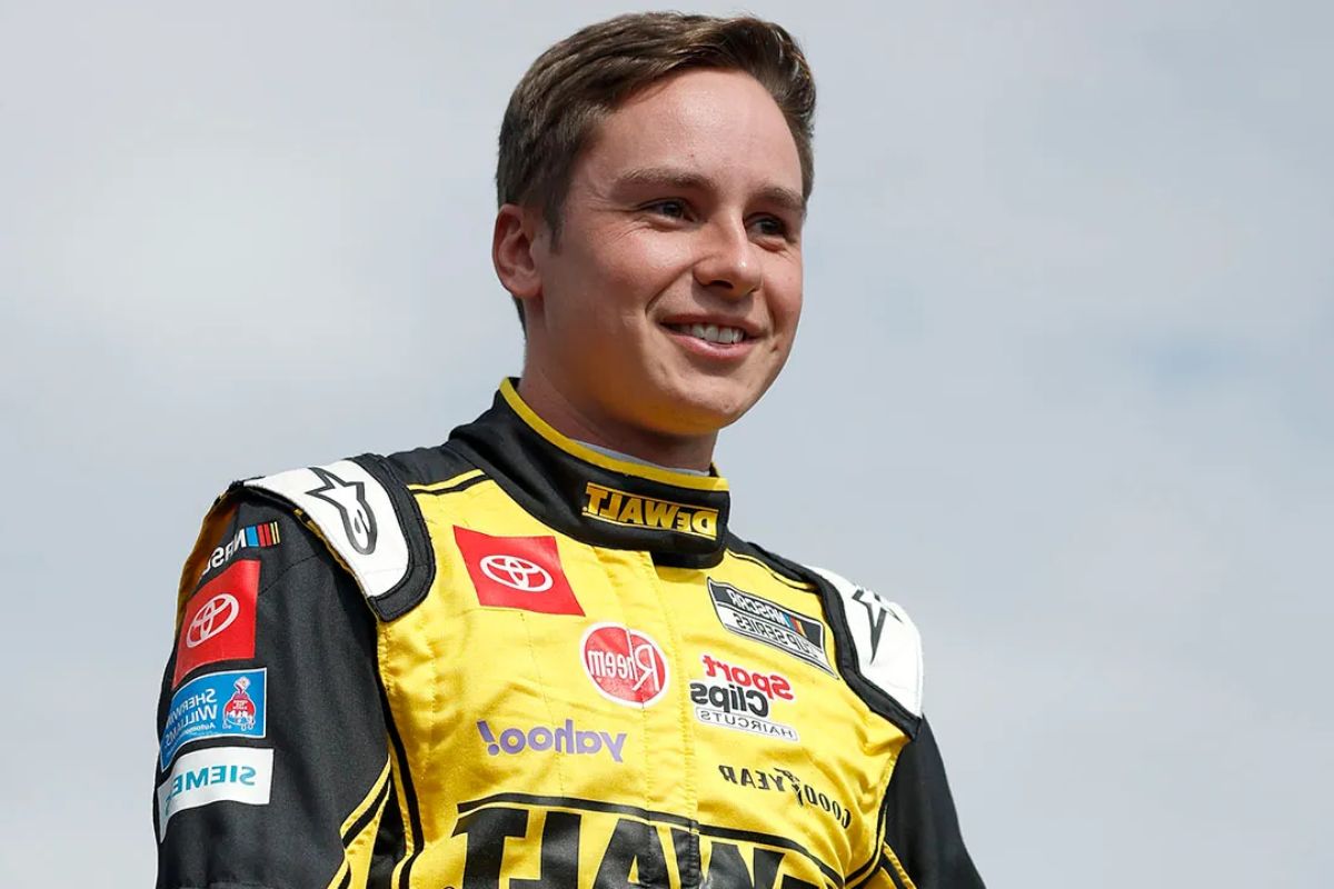 Denny Hamlin Championship Quest (1)