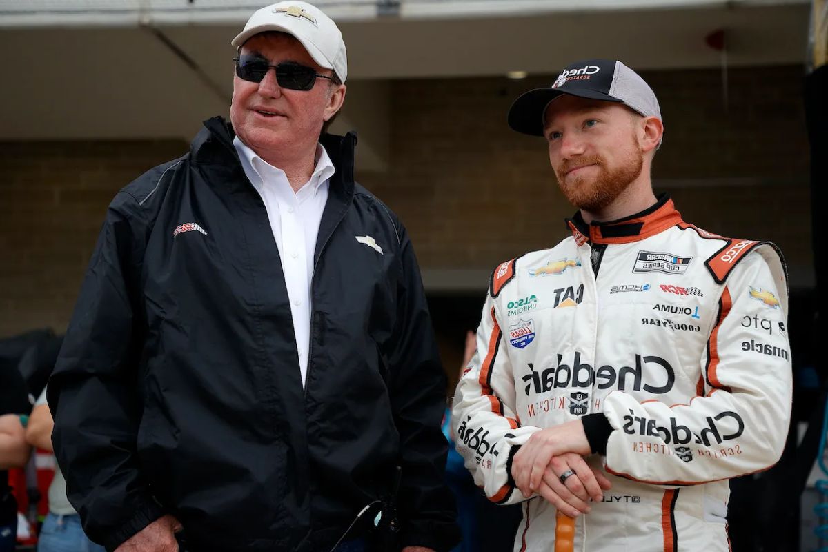 Global Industrial NASCAR Debut (2)