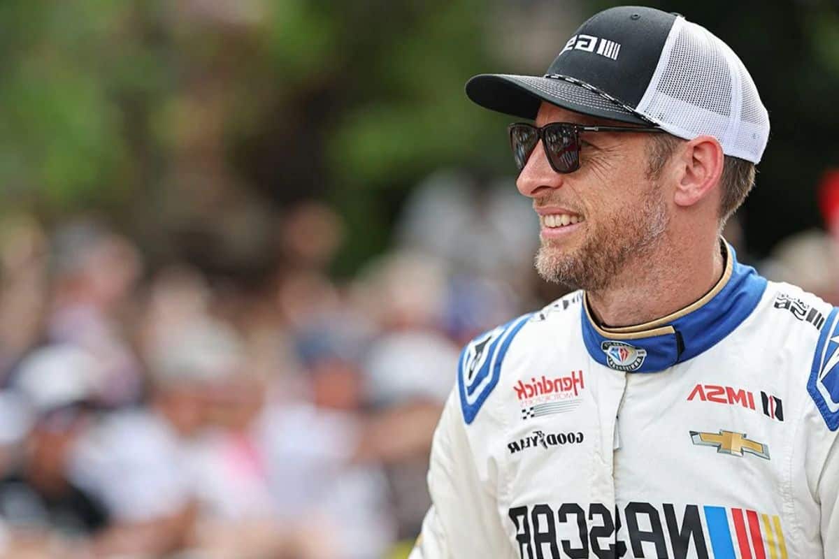 Jenson Button Misses NASCAR Chicago (3)