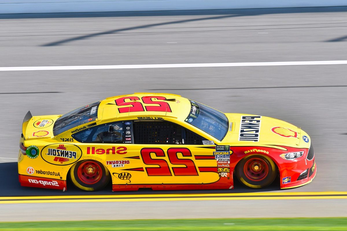 Joey Logano New Paint Scheme (2)