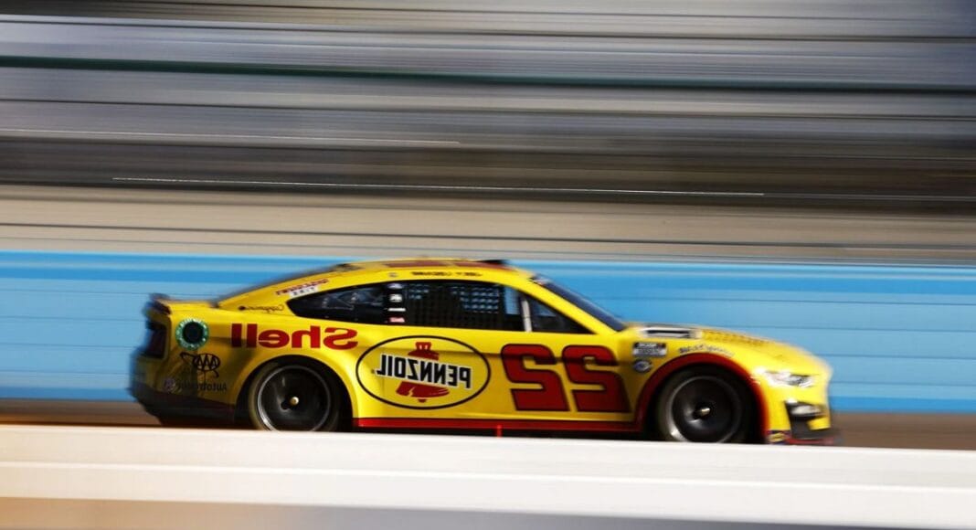Joey Logano New Paint Scheme (4)