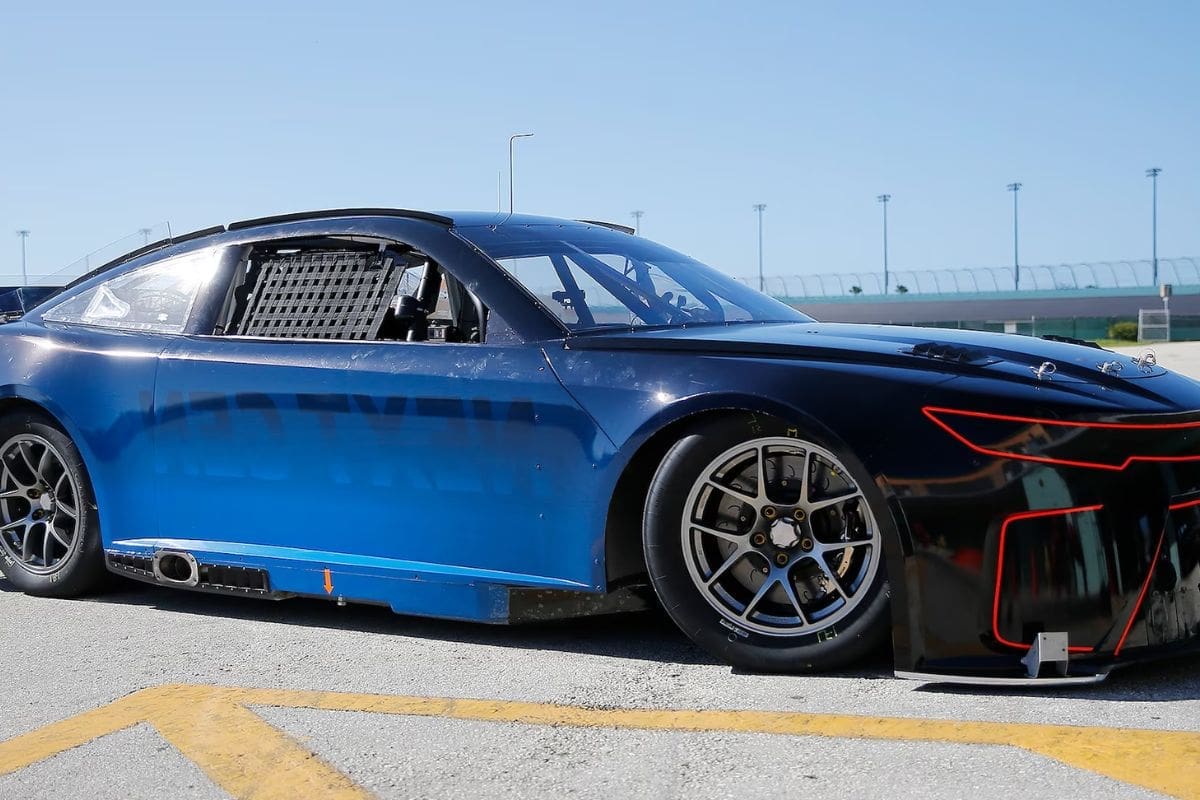 NASCAR EV Racecar Debut: Shifting Gears to the Future of Motorsports