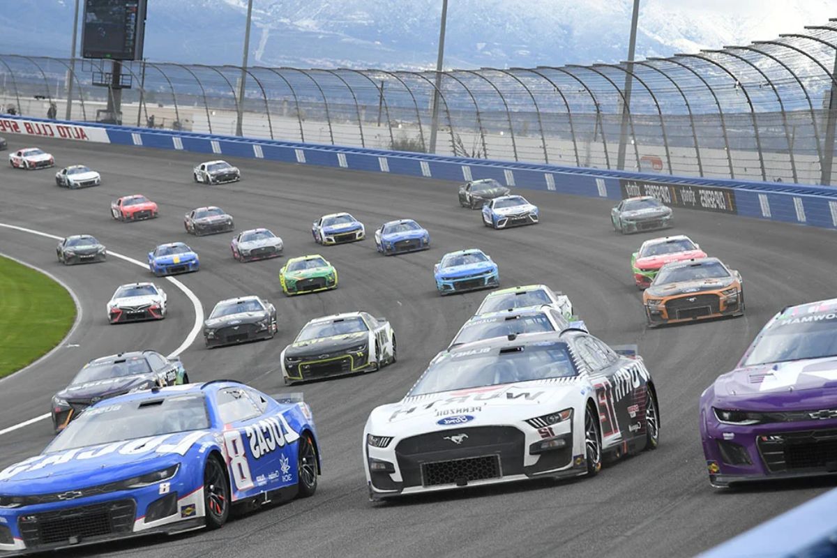 NASCAR No-Airbag Policy (2)