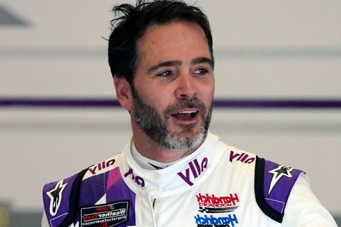 NASCAR Untold Stories (4)