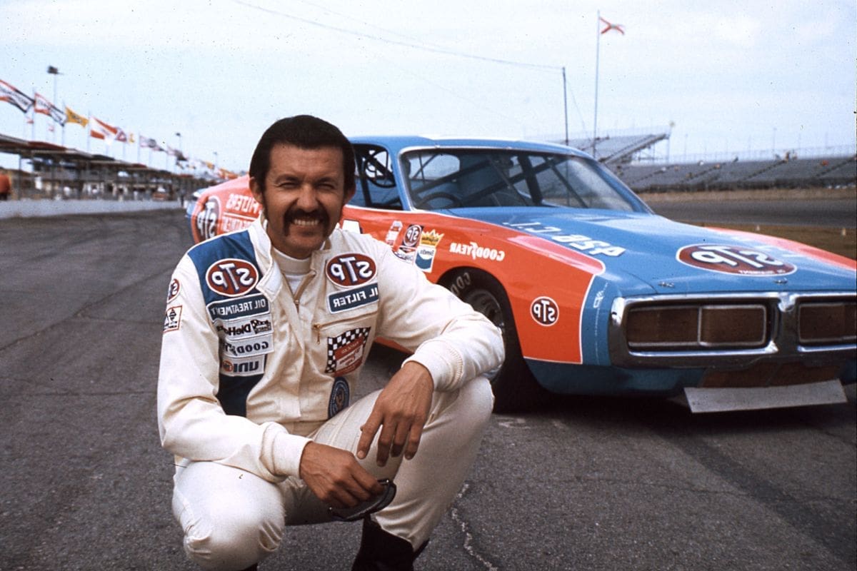 Richard Petty NASCAR Records A Legacy of Unprecedented Triumphs