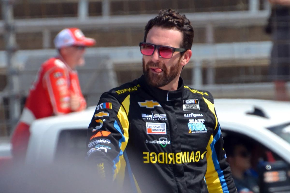 Spire Motorsports Primary Sponsor (1)