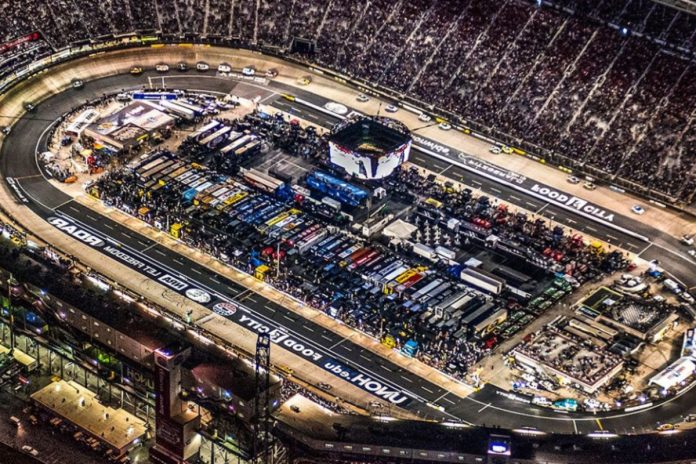 Bristol Motor Speedway's New Deal (1)