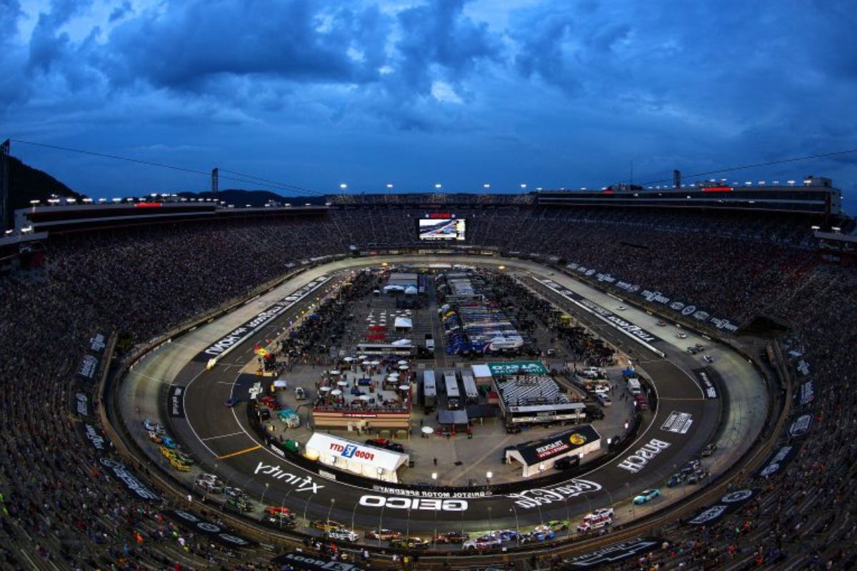 Bristol Motor Speedway's New Deal (3)