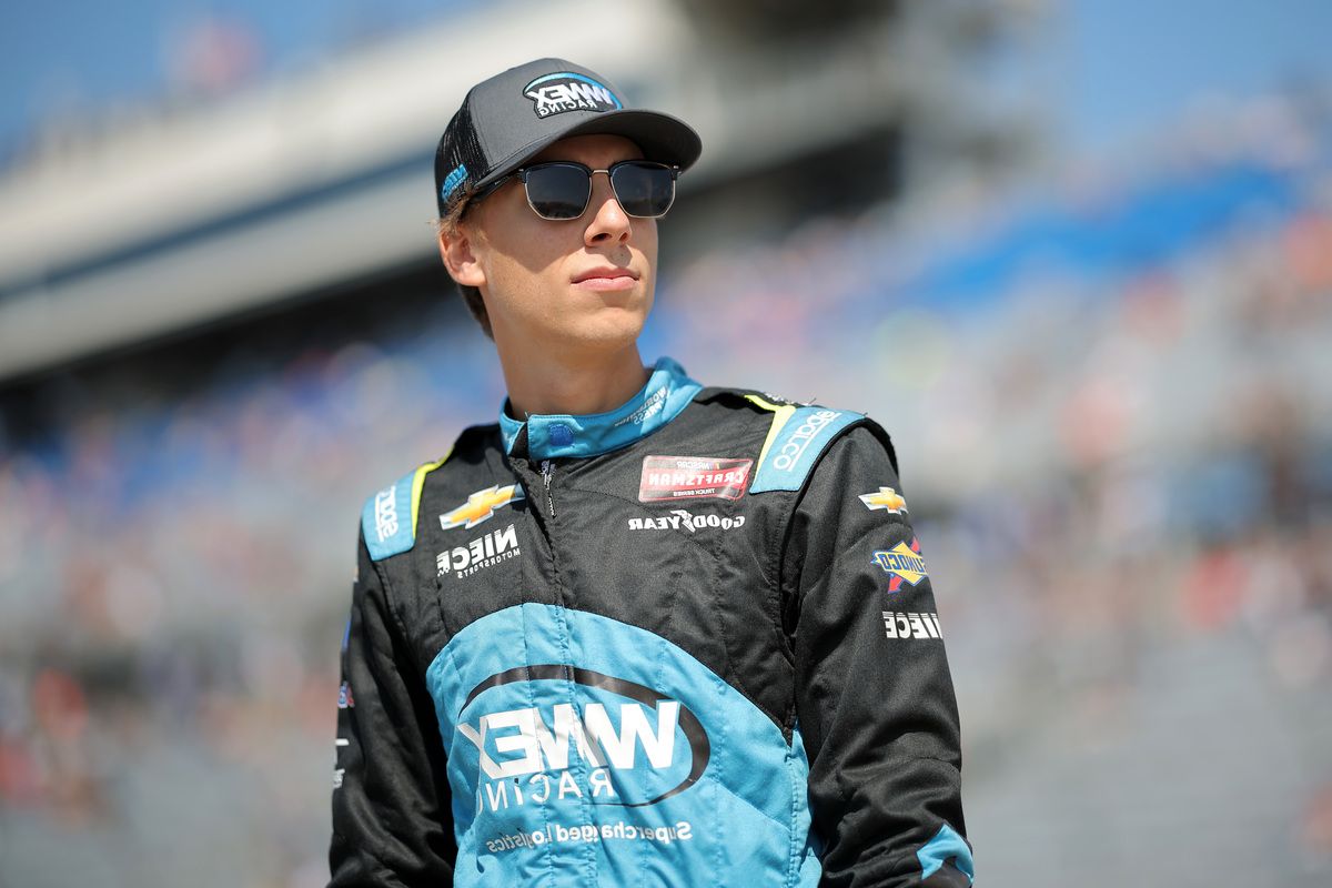 Busch Light Clash Charlotte Return (2)