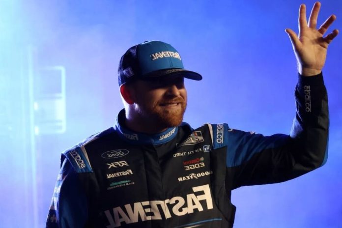 Chris Buescher Welcomes Son