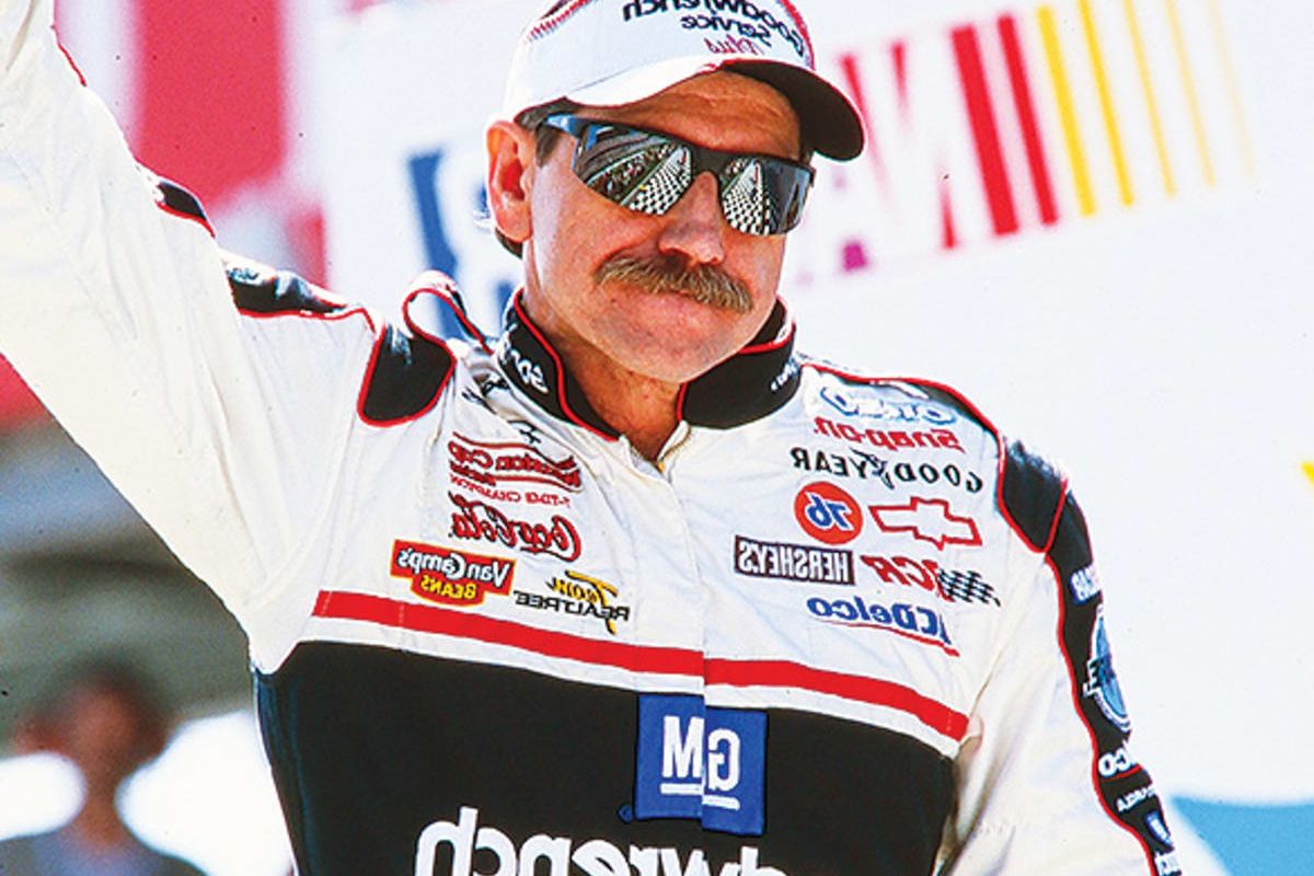 Dale Jr Unleashes (3)