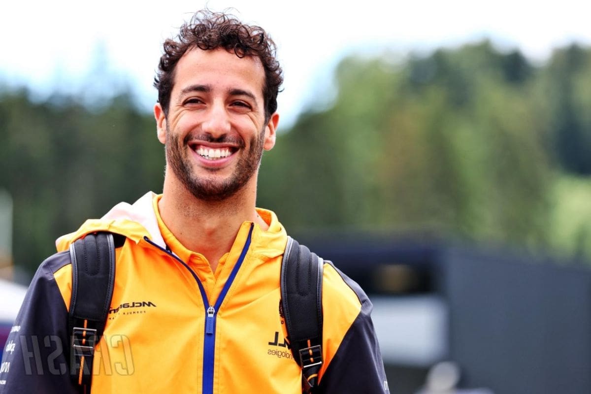 Daniel Ricciardo NASCAR Desperation (3)