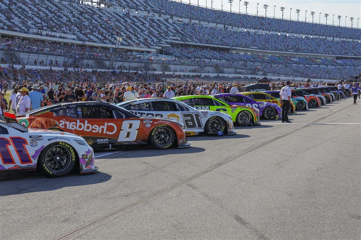 Dark Clouds Loom Over Daytona 500 (3)