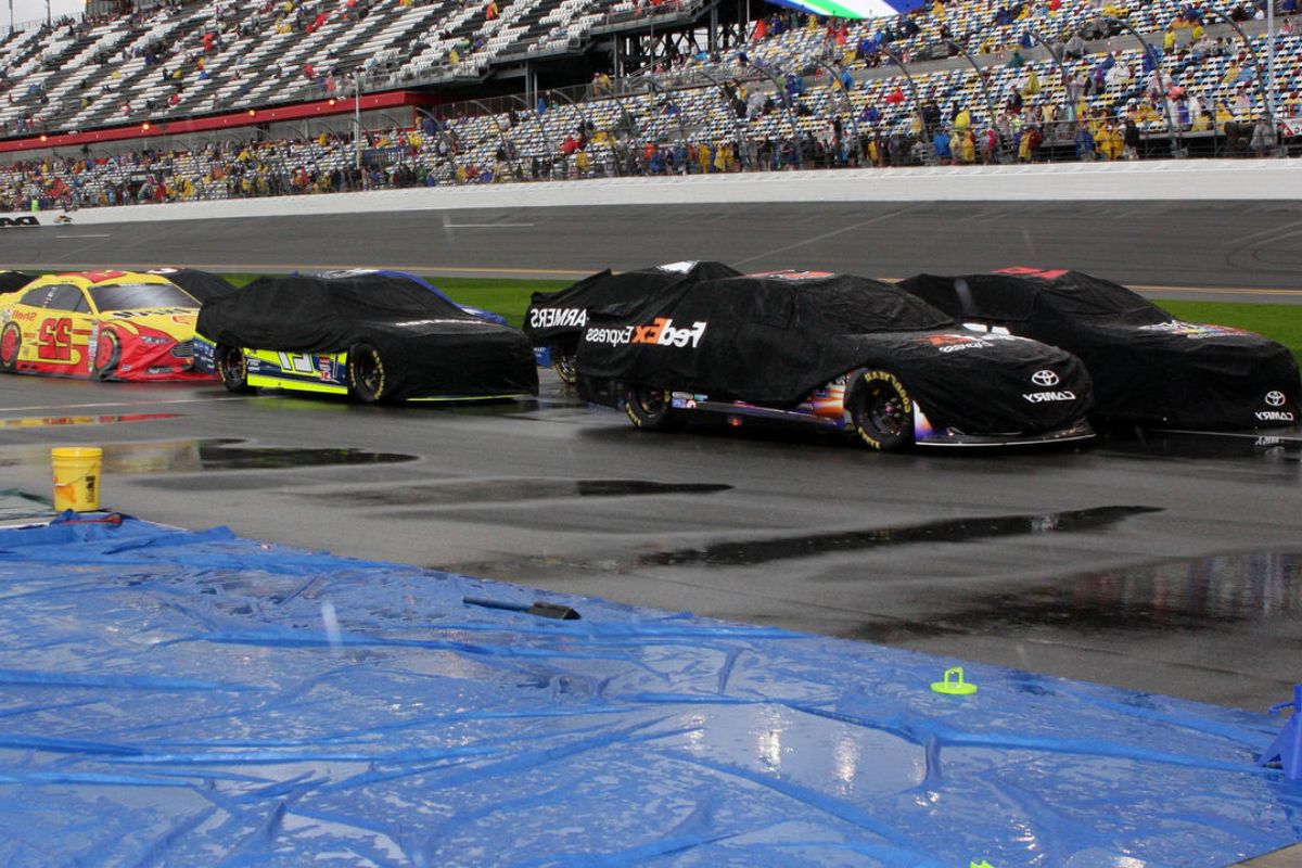 Daytona 500 Practice Washed Out (2)