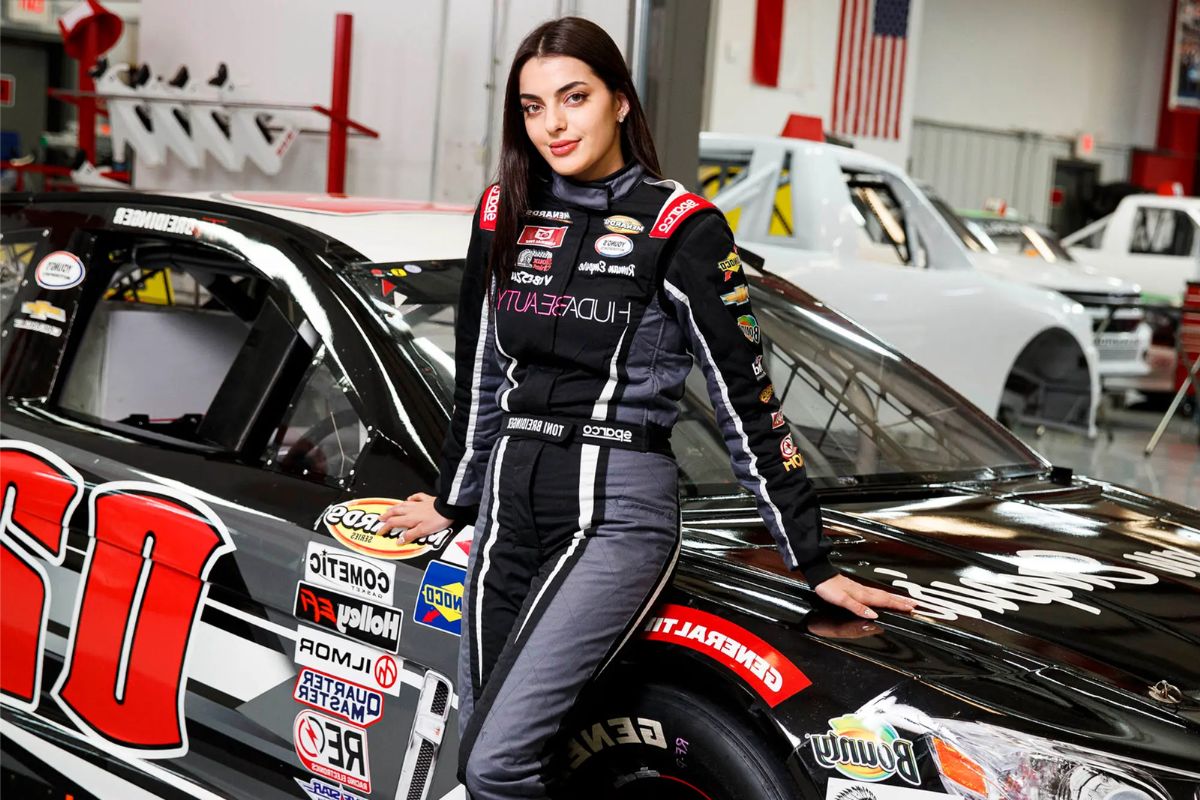 Daytona First Female NASCAR Winner (2)
