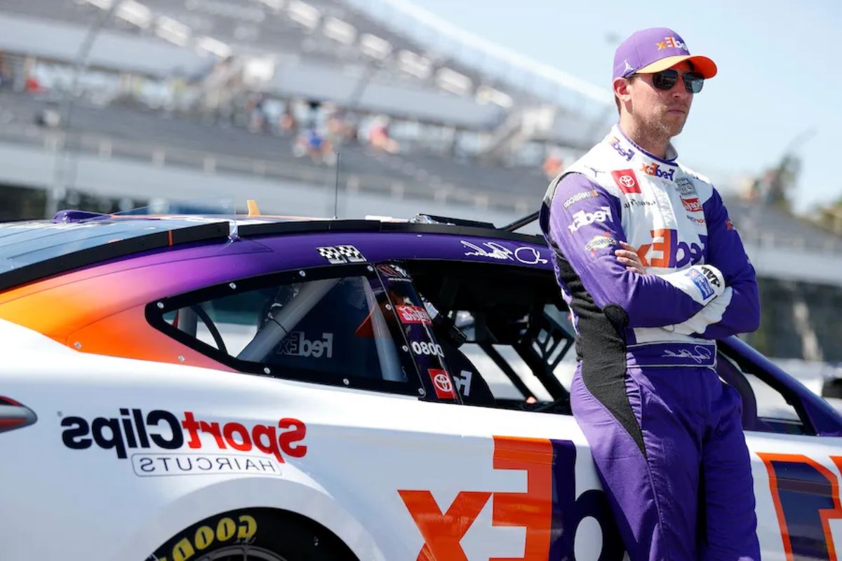 Denny Hamlin Blasts Teammate Strategy (4)