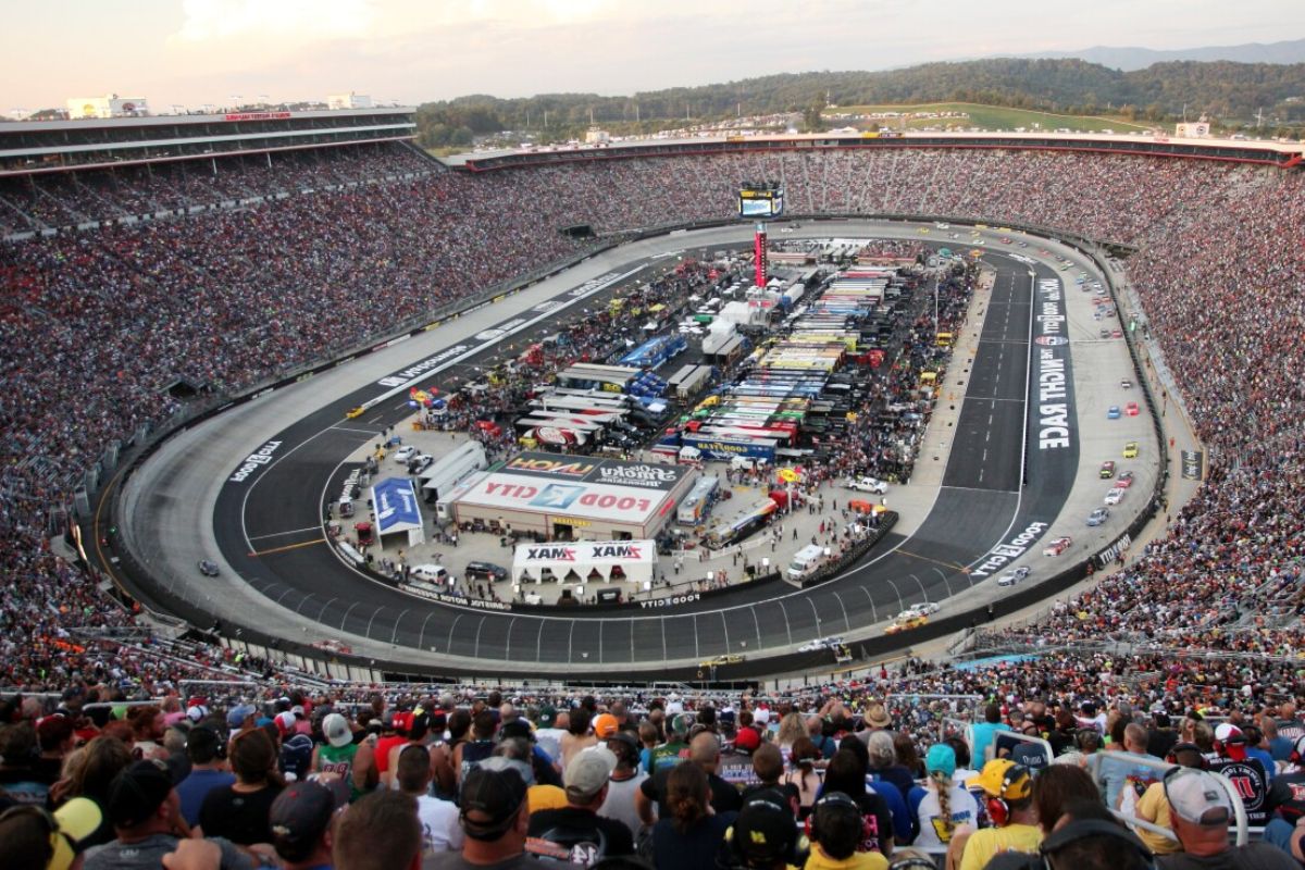 Facts About Bristol Motor Speedway (2)