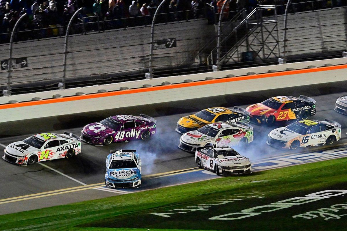 Fuel Conservation in Daytona 500