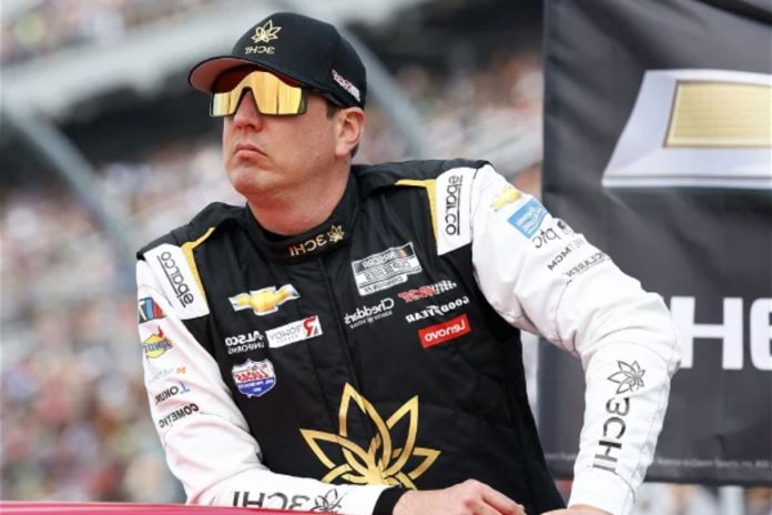 HMS Caution as Superstars Disappoint (1)