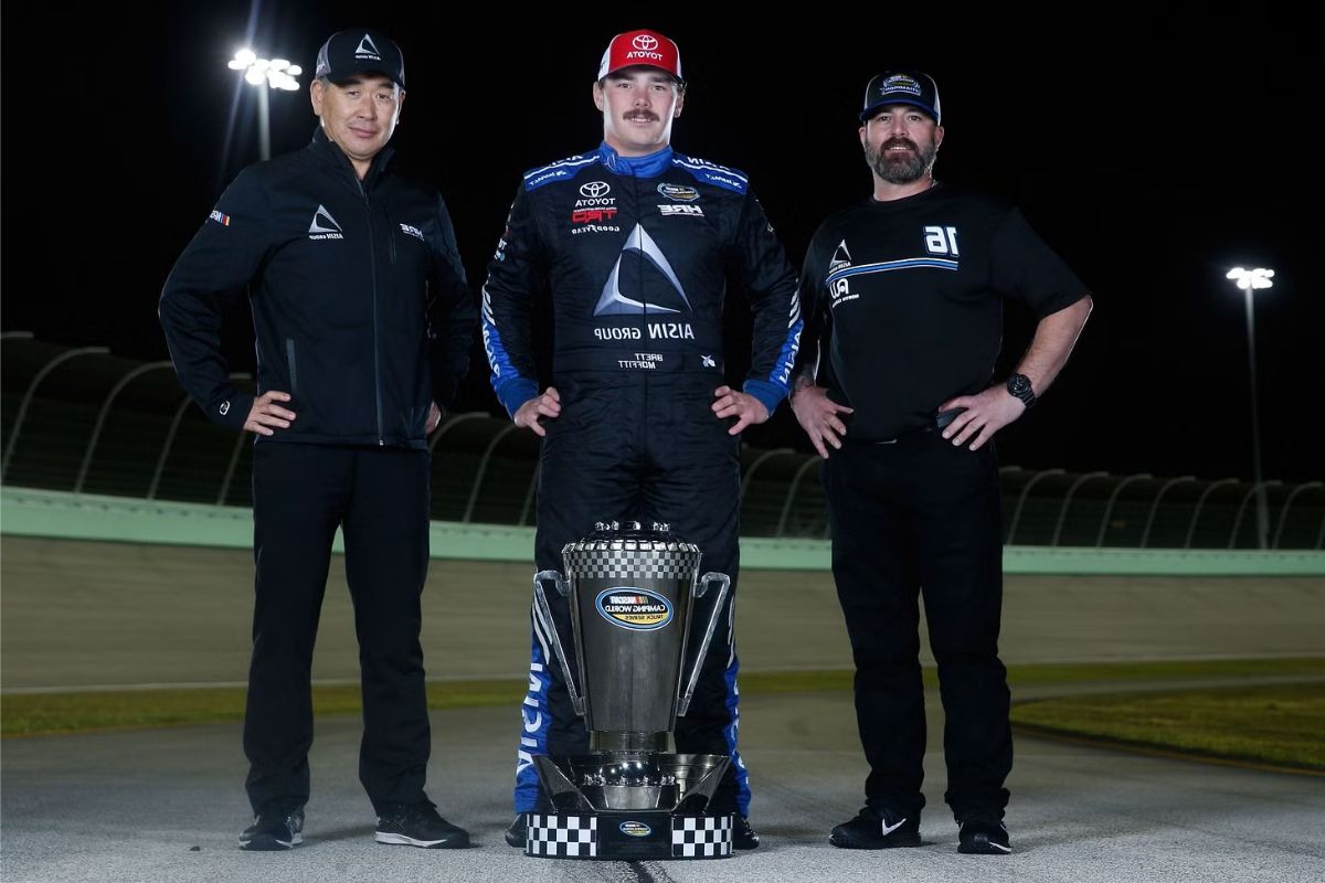 Hattori Racing Enterprises (2)