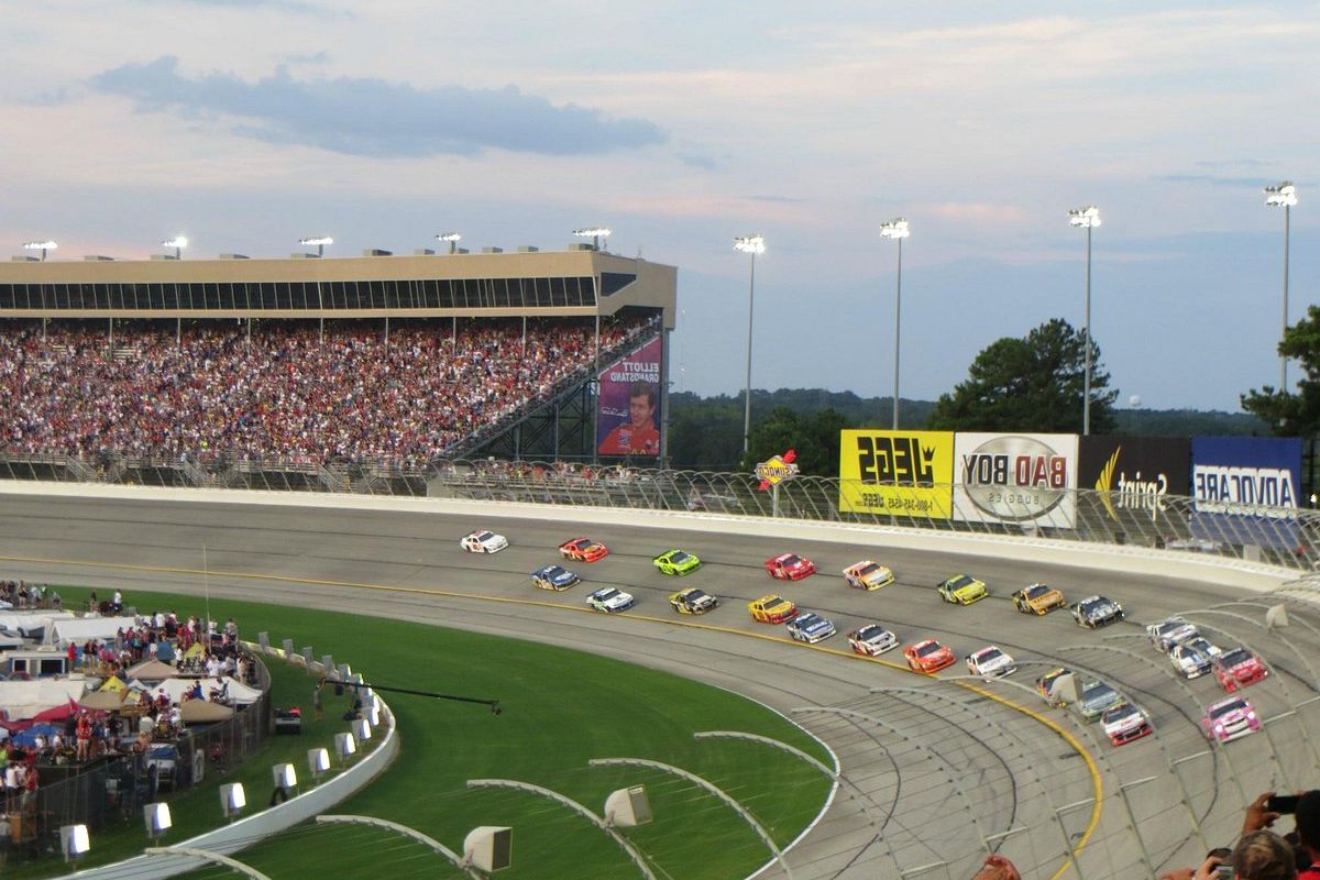 Intermediate Tracks in NASCAR (3)