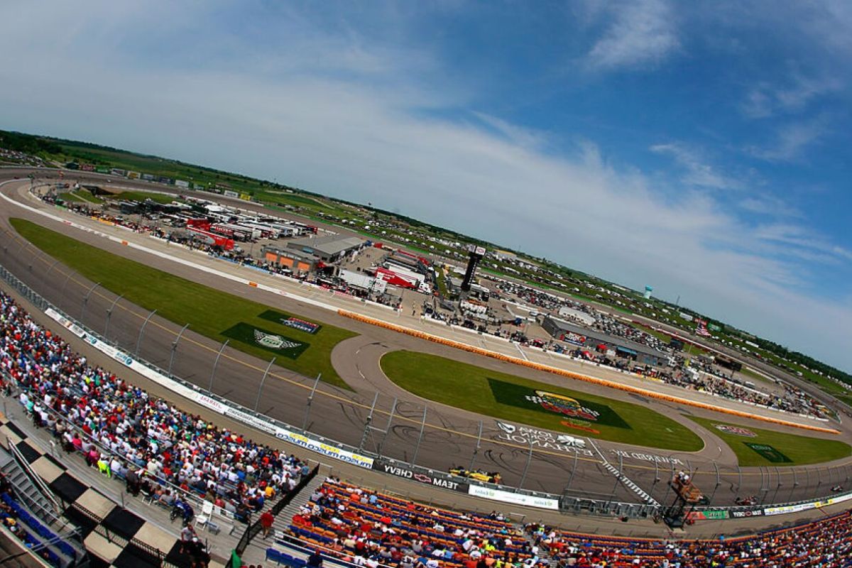 Iowa Speedway New President (1)