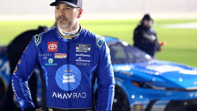 Jimmie Johnson Conquer Daytona 500 (4)