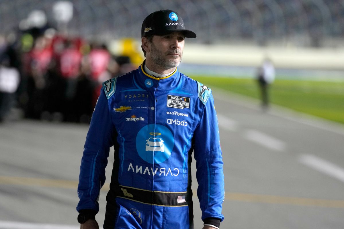 Jimmie Johnson New Paint Scheme (3)