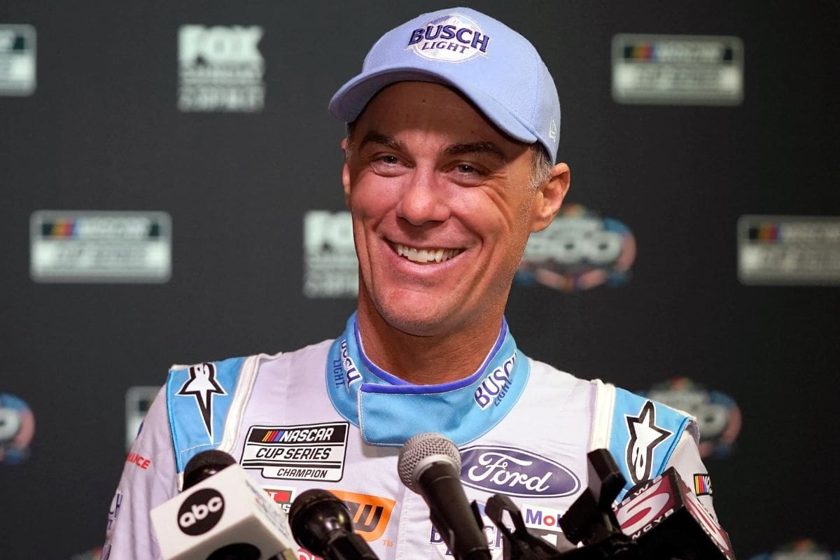 Kevin Harvick Podcast Attempt Draws NASCAR Fans