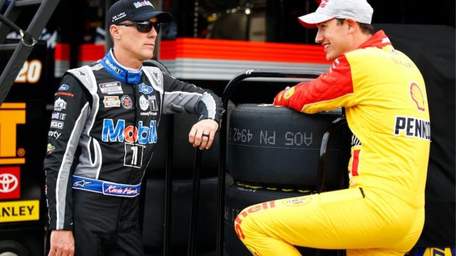 Kevin Harvick Reveals Logano (1)