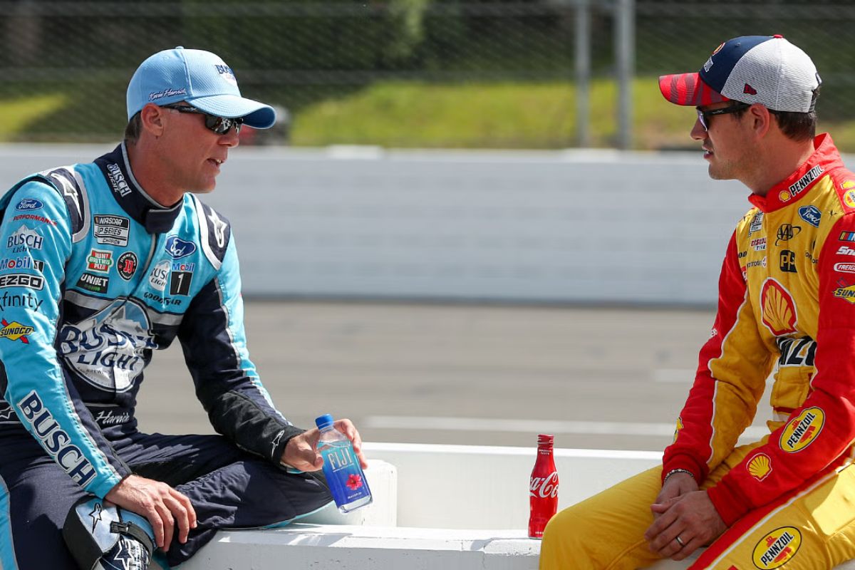 Kevin Harvick Reveals Logano (2)