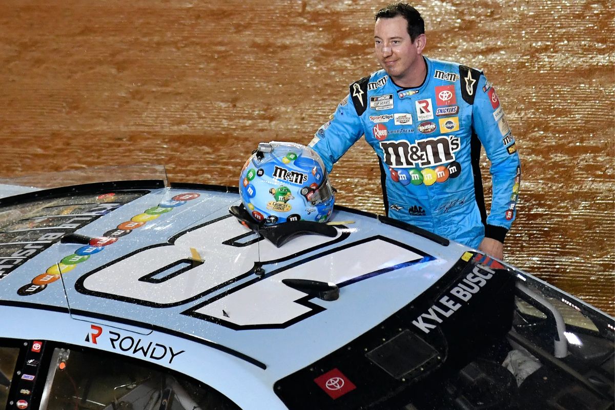 Kyle Busch Credits Austin Dillon