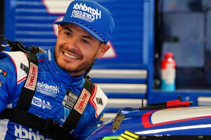 Kyle Larson's Daytona 500 Blunder (2)