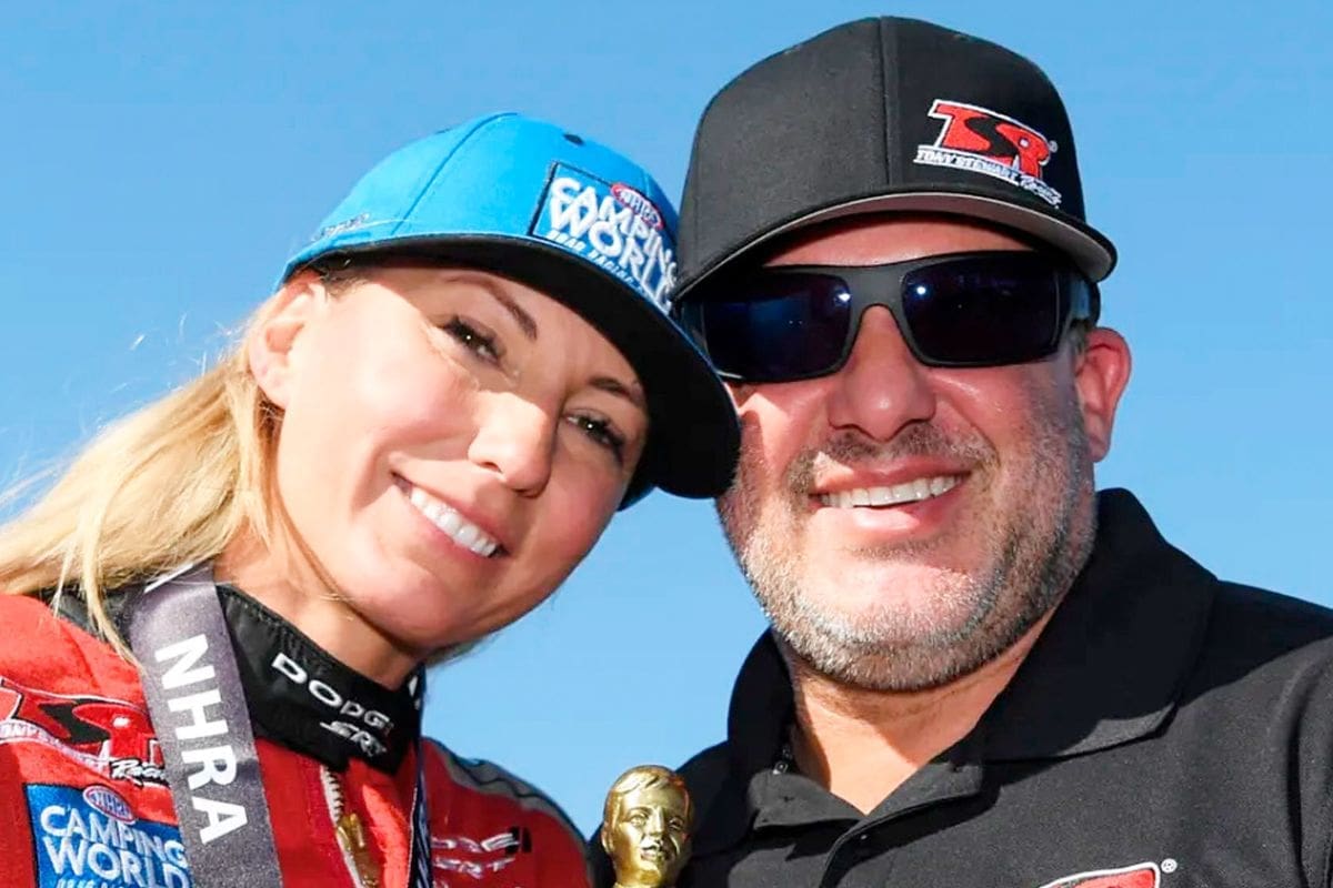 Tony Stewart and Leah Pruett's Pit Showdown