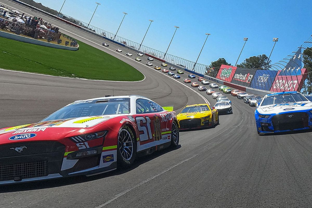 NASCAR's Home-Track Advantage (2)