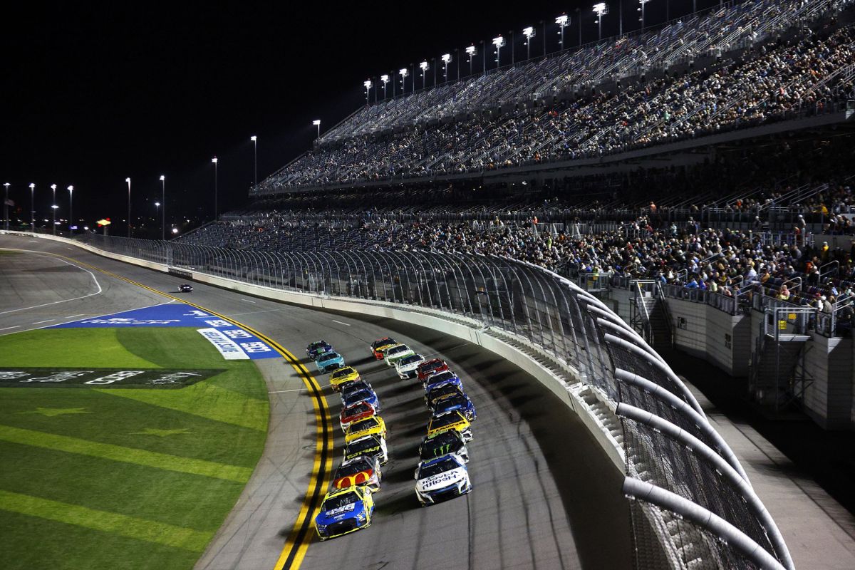 NASCAR's Home Turf Battle (3)