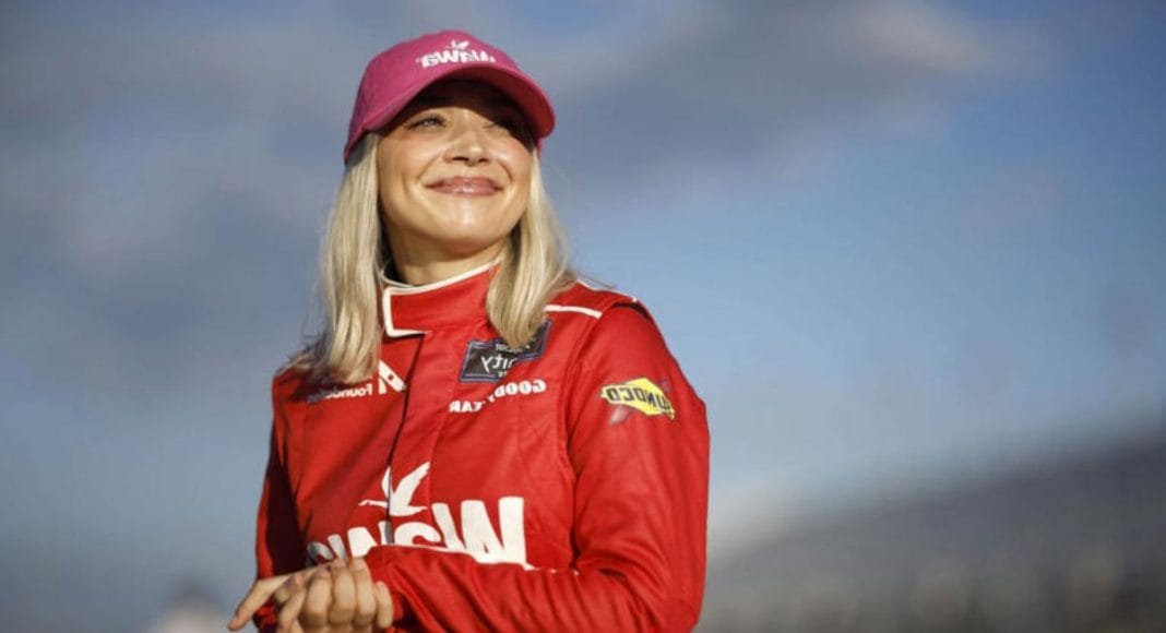 Natalie Decker Daytona Return (4)